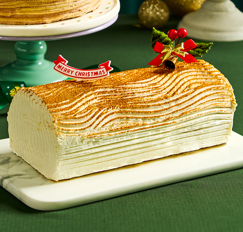 Apple Cinnamon Cream Cheese Log Cake Cake